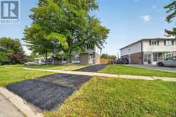 8 EARNSCLIFFE GATE | Brampton Ontario | Slide Image One