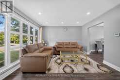 8 EARNSCLIFFE GATE | Brampton Ontario | Slide Image Eight