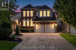 2942 COULSON COURT | Mississauga Ontario | Slide Image Four