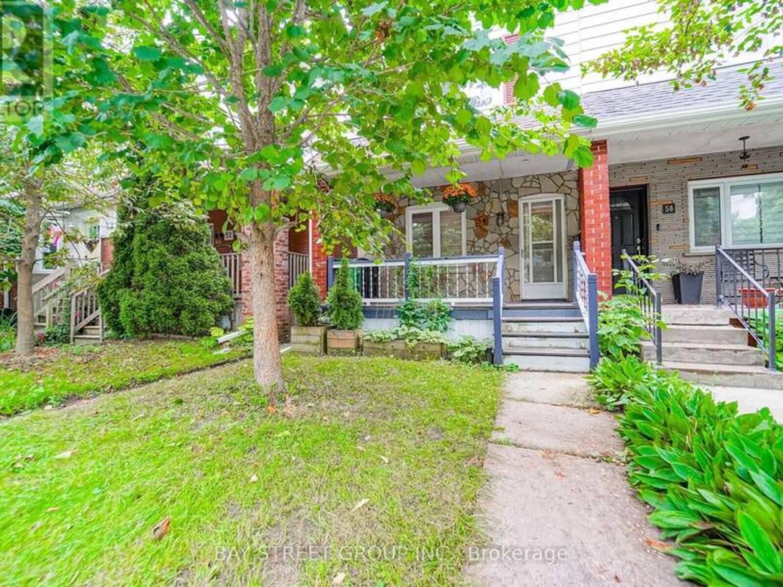 54 THYRA AVENUE, Toronto, Ontario M4C 5G5