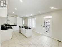 116 EMERY HILL BOULEVARD | Markham Ontario | Slide Image Eleven
