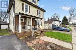122 SOUTH CAYUGA STREET W | Dunnville Ontario | Slide Image Five