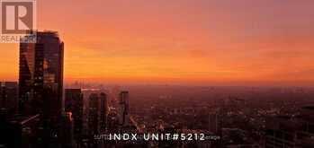 5212 - 70 TEMPERANCE STREET | Toronto Ontario | Slide Image Eight