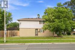 118 ROSSLAND ROAD W | Oshawa Ontario | Slide Image Thirty-one