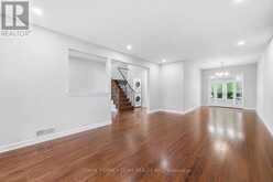 118 ROSSLAND ROAD W | Oshawa Ontario | Slide Image Six
