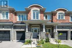 28 CUPPLES FARM LANE | East Gwillimbury Ontario | Slide Image Four