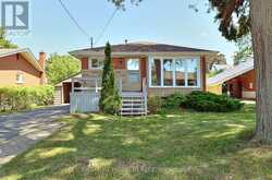 245 WEST 33RD STREET | Hamilton Ontario | Slide Image One