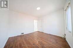 10 FAIRLEIGH AVENUE N | Hamilton Ontario | Slide Image Thirteen