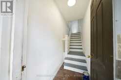 10 FAIRLEIGH AVENUE N | Hamilton Ontario | Slide Image Seventeen