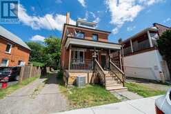 10 FAIRLEIGH AVENUE N | Hamilton Ontario | Slide Image One