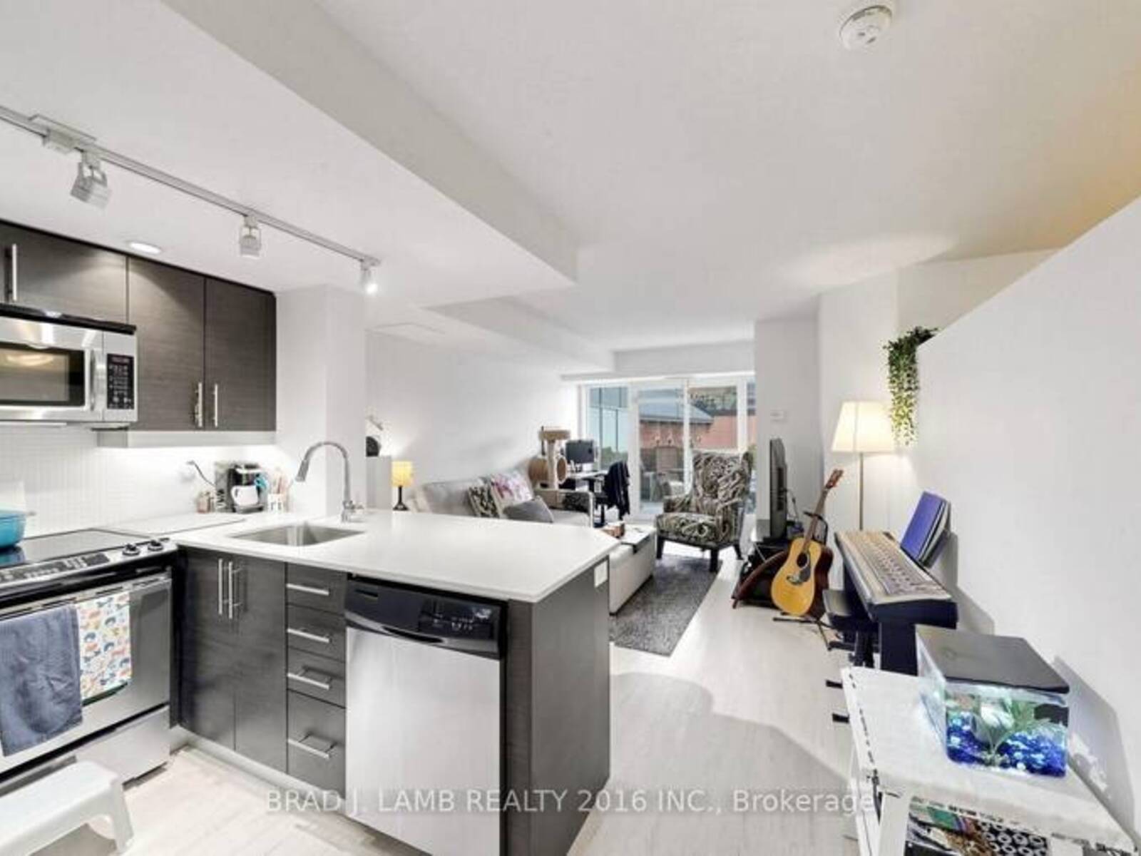 414 - 65 EAST LIBERTY STREET, Toronto, Ontario M6K 3R2