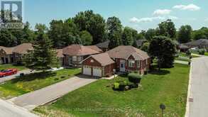 89 ROYAL BEECH DRIVE | Wasaga Beach Ontario | Slide Image Three