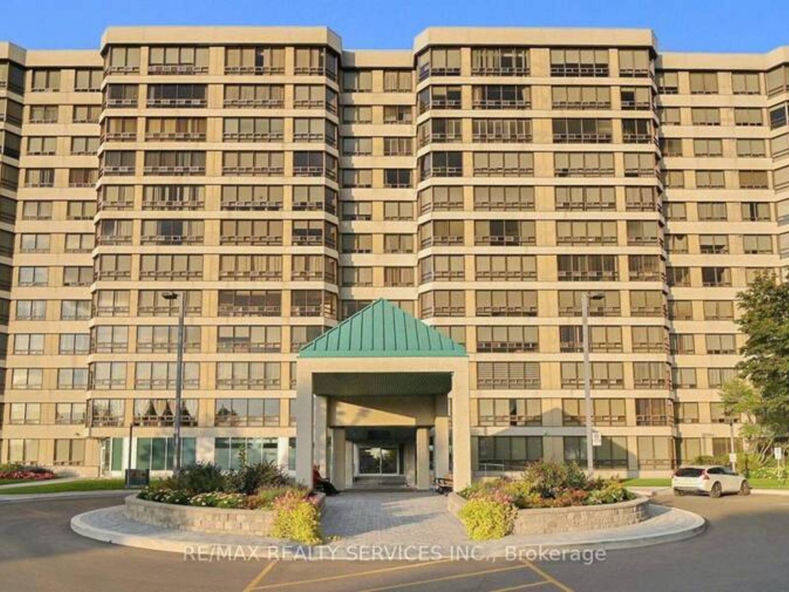508 - 330 MILL STREET S, Brampton, Ontario L6Y 3V3