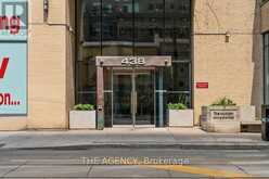 1314 - 438 KING STREET W | Toronto Ontario | Slide Image Two