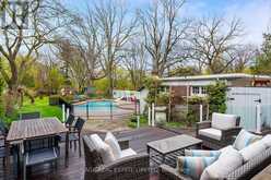 124 BLYTHWOOD ROAD | Toronto Ontario | Slide Image Twelve