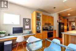 181 RUMSEY ROAD | Toronto Ontario | Slide Image Thirteen