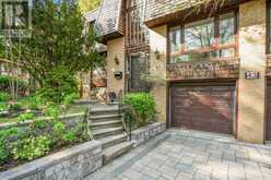 43 SAGEBRUSH LANE | Toronto Ontario | Slide Image Two