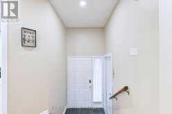 11 MURKAR CRESCENT | Whitby Ontario | Slide Image Five