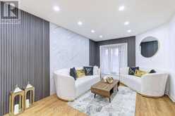 11 MURKAR CRESCENT | Whitby Ontario | Slide Image Nine