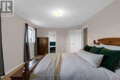 168 WILDWOOD TRAIL | Barrie Ontario | Slide Image Twelve