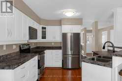 168 WILDWOOD TRAIL | Barrie Ontario | Slide Image Six