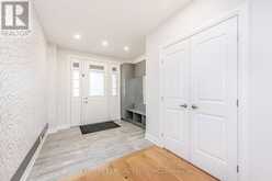 13 NEILLY TERRACE | Bradford West Gwillimbury Ontario | Slide Image Three