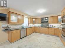 49 MIRIAM CRESCENT | Richmond Hill Ontario | Slide Image Twelve