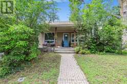19 CENTRE STREET | Barrie Ontario | Slide Image Two