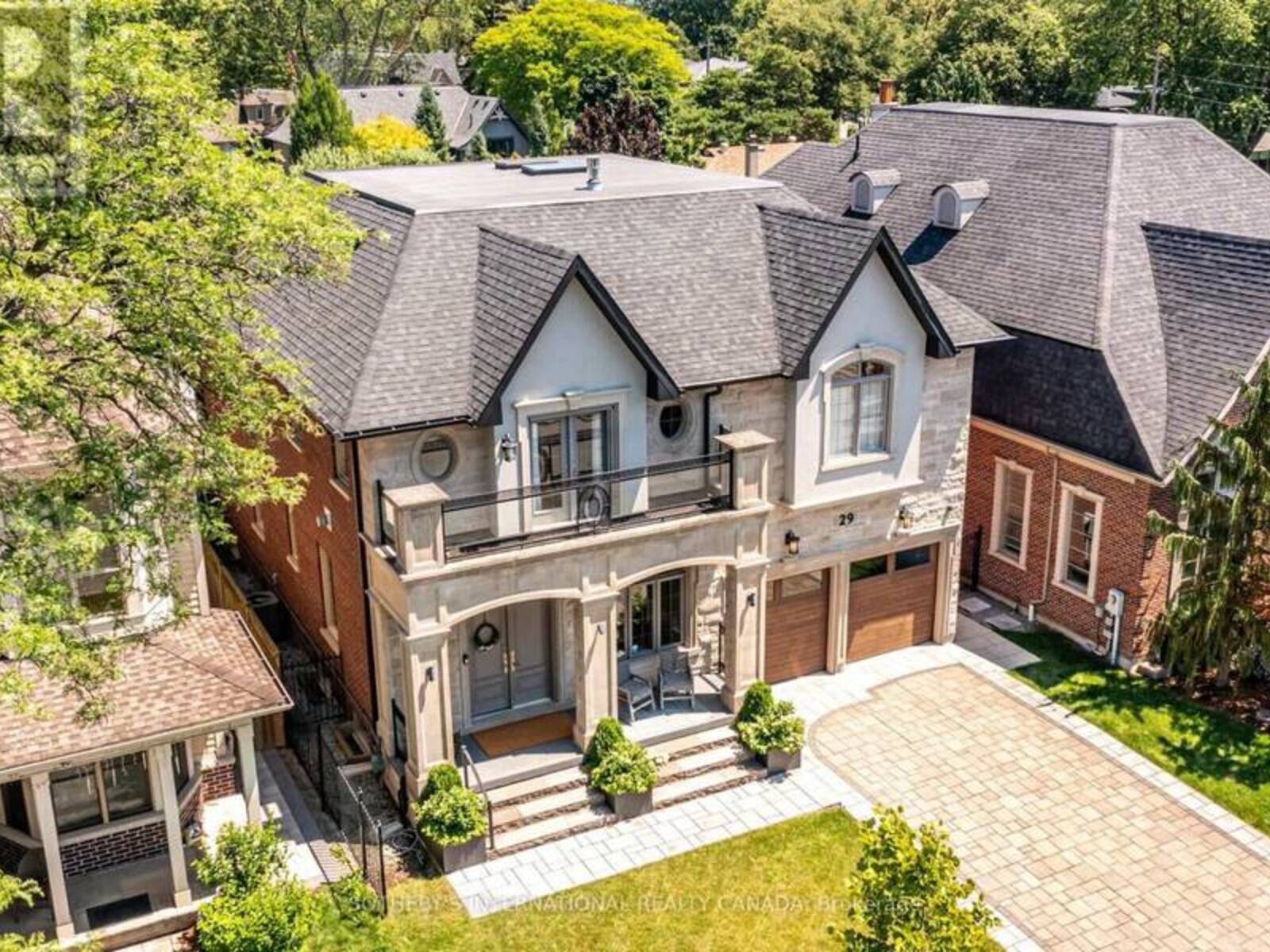 29 OAKWOOD AVENUE S, Mississauga, Ontario L5G 3L2