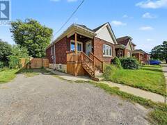 270 WEIR STREET N Hamilton Ontario, L8H 5G3