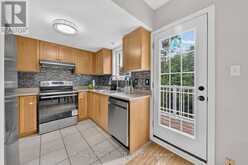 29 - 42 PINERY TRAIL | Toronto Ontario | Slide Image Ten