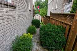 28 PASS COURT | Barrie Ontario | Slide Image Thirty-one