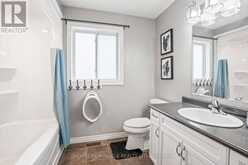 589 SALES DRIVE | Woodstock Ontario | Slide Image Thirteen