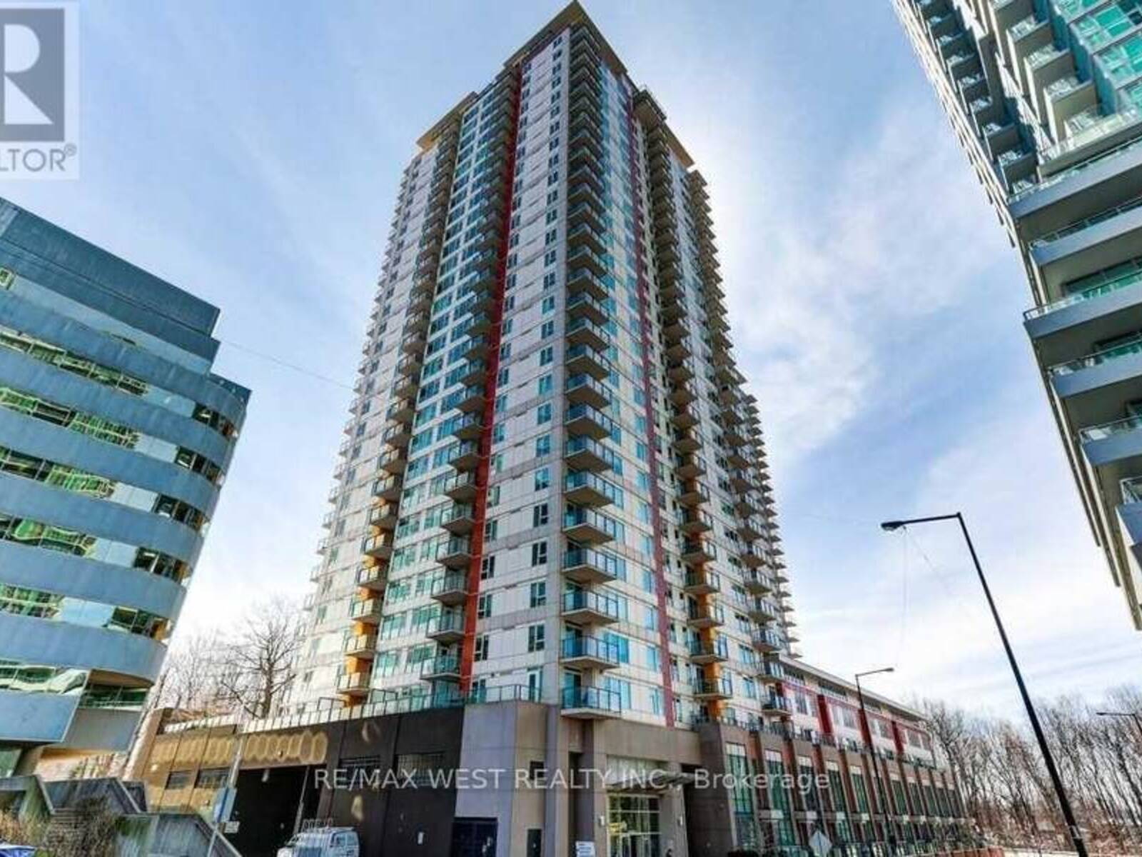 2910 - 25 TOWN CENTRE COURT, Toronto, Ontario M1P 0B4