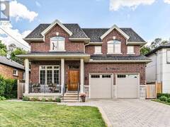 49 FERRIS ROAD Toronto Ontario, M4B 1G2