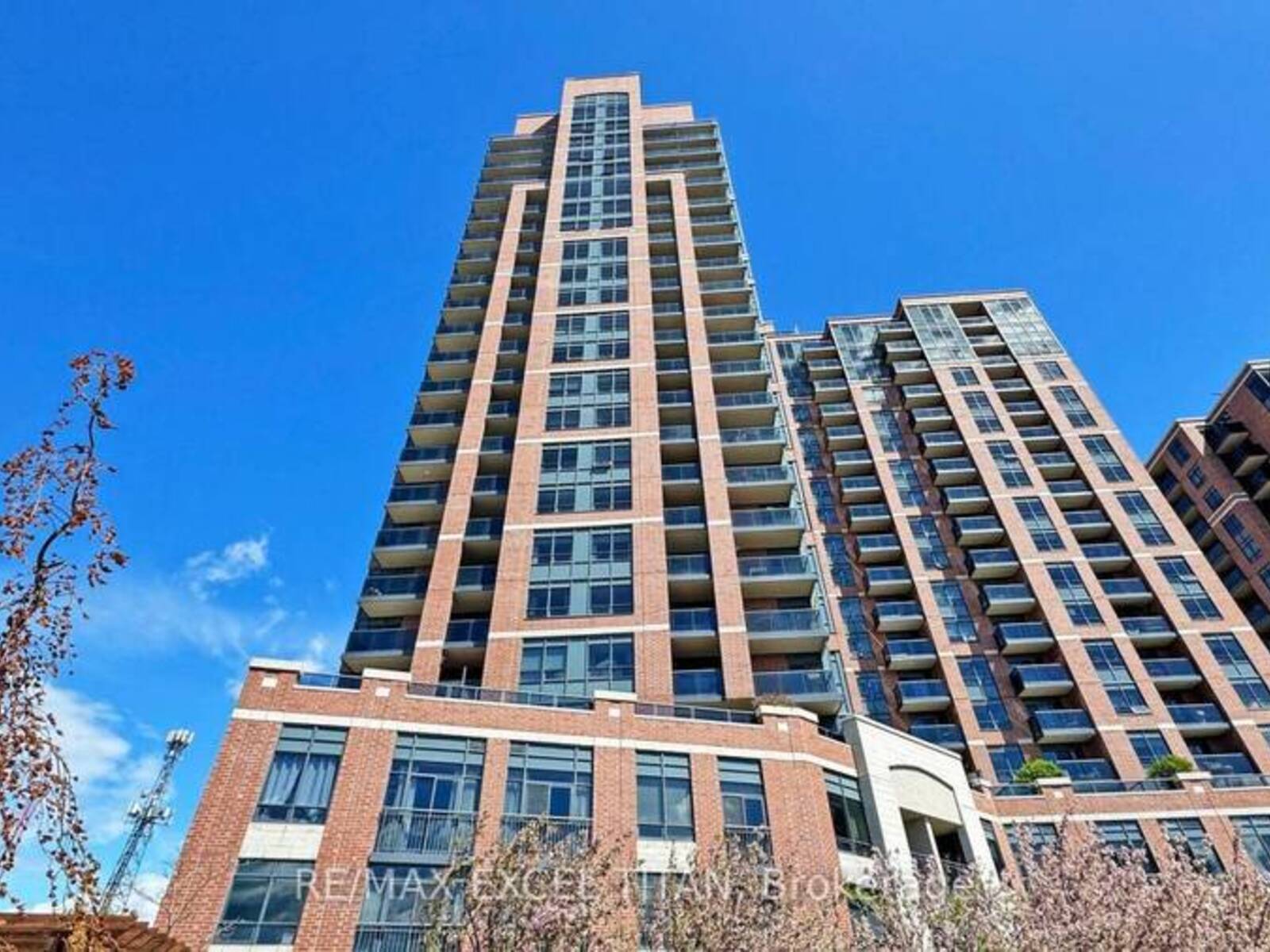 1132 - 60 HEINTZMAN STREET, Toronto, Ontario M6P 5A1