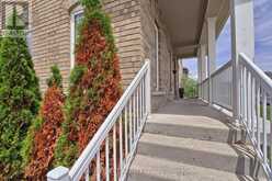34 GREY WING AVENUE | Georgina Ontario | Slide Image Four