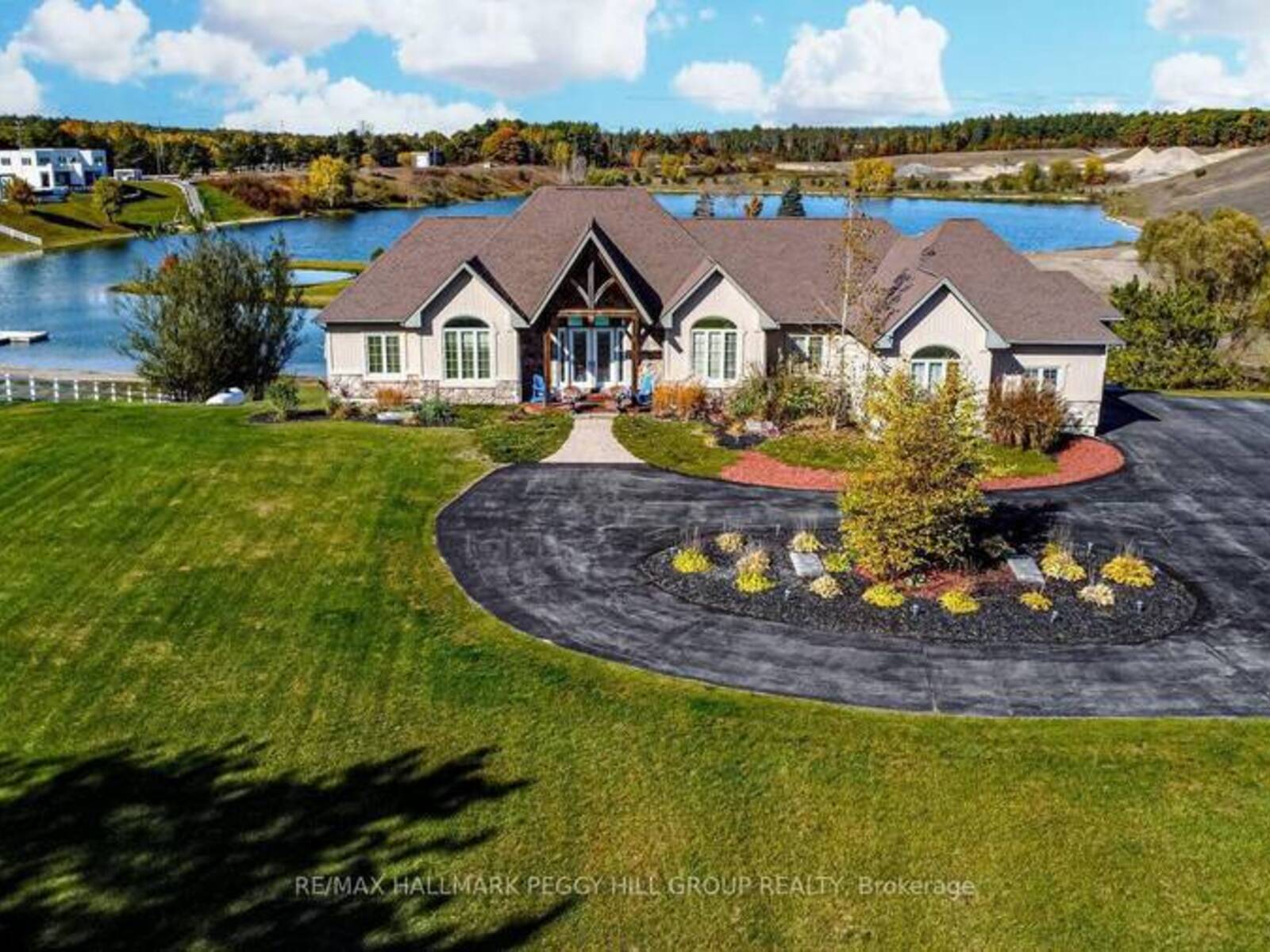 1372 DIVISION ROAD E, Severn, Ontario L3V 0X8