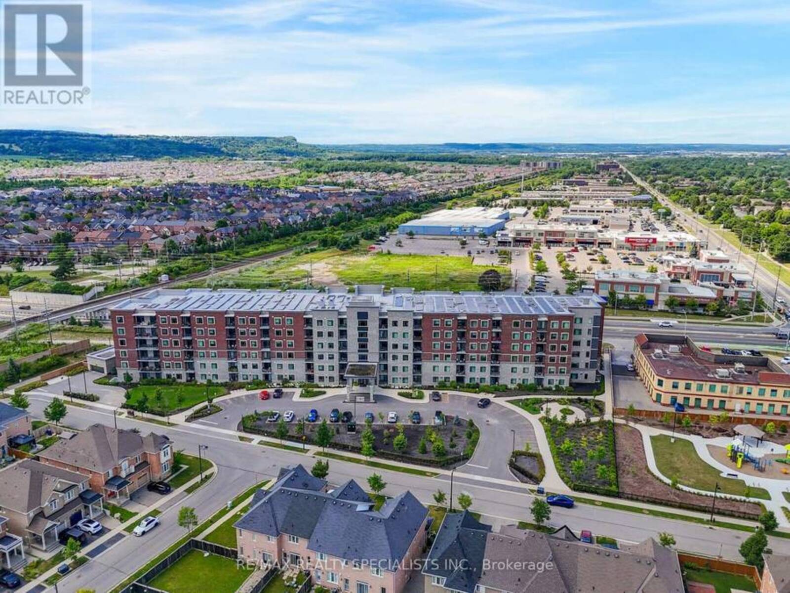 830 MEGSON TERRACE, Milton, Ontario L9T 9M7