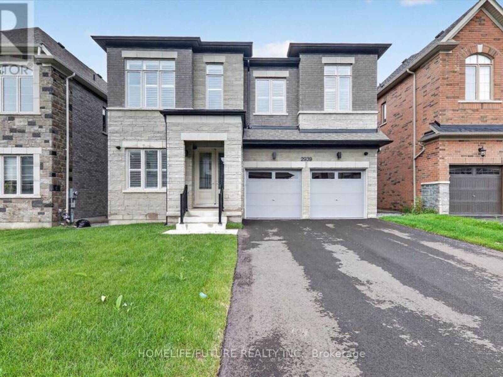 2939 GRINDSTONE CRESCENT, Pickering, Ontario L1X 0R5