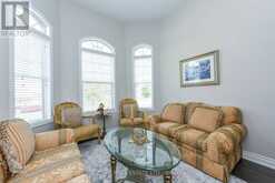 879 BENNETT BOULEVARD | Milton Ontario | Slide Image Eight