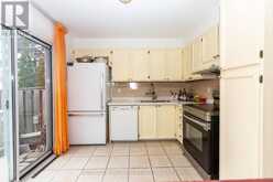 102 - 91 L'AMOREAUX DRIVE S | Toronto Ontario | Slide Image Ten
