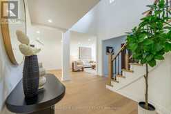 27 HOUSEMAN CRESCENT | Richmond Hill Ontario | Slide Image Twelve