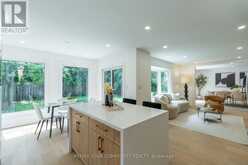 27 HOUSEMAN CRESCENT | Richmond Hill Ontario | Slide Image Seventeen