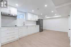 27 HOUSEMAN CRESCENT | Richmond Hill Ontario | Slide Image Thirty-six