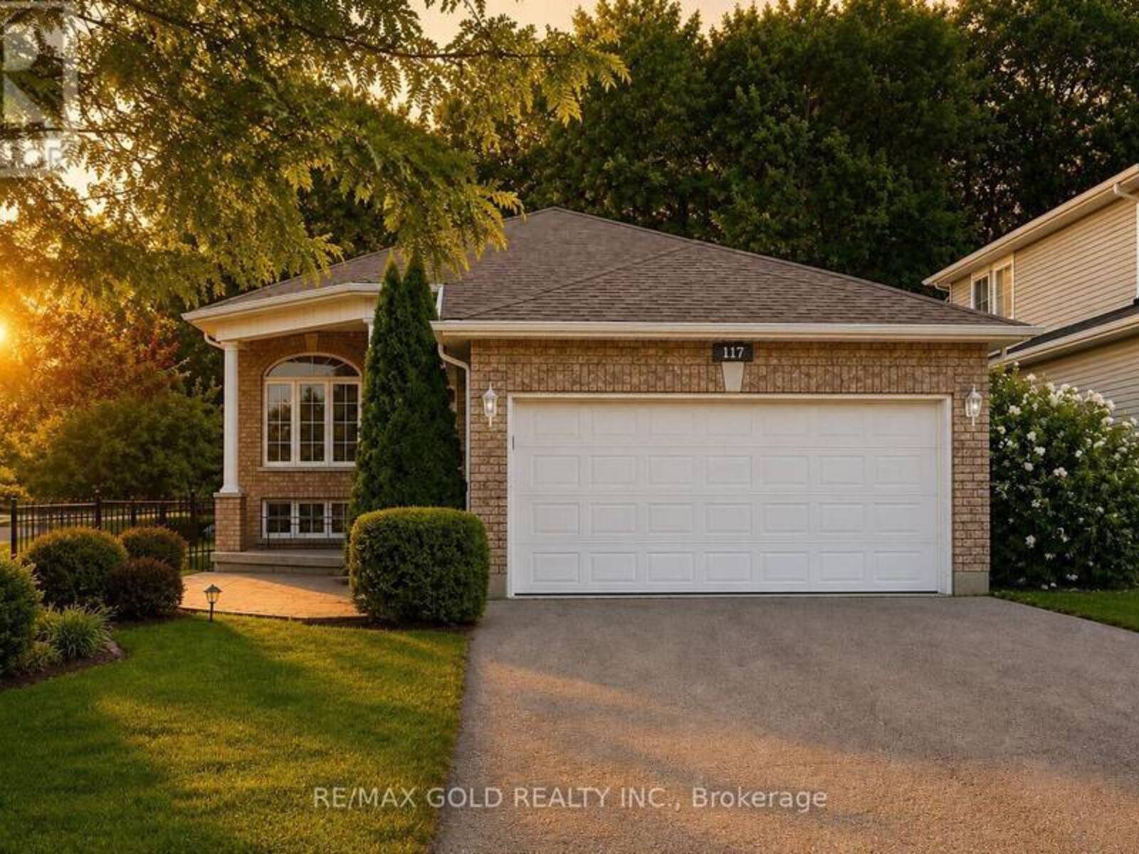 117 WAWINET STREET, Midland, Ontario L4R 5A9