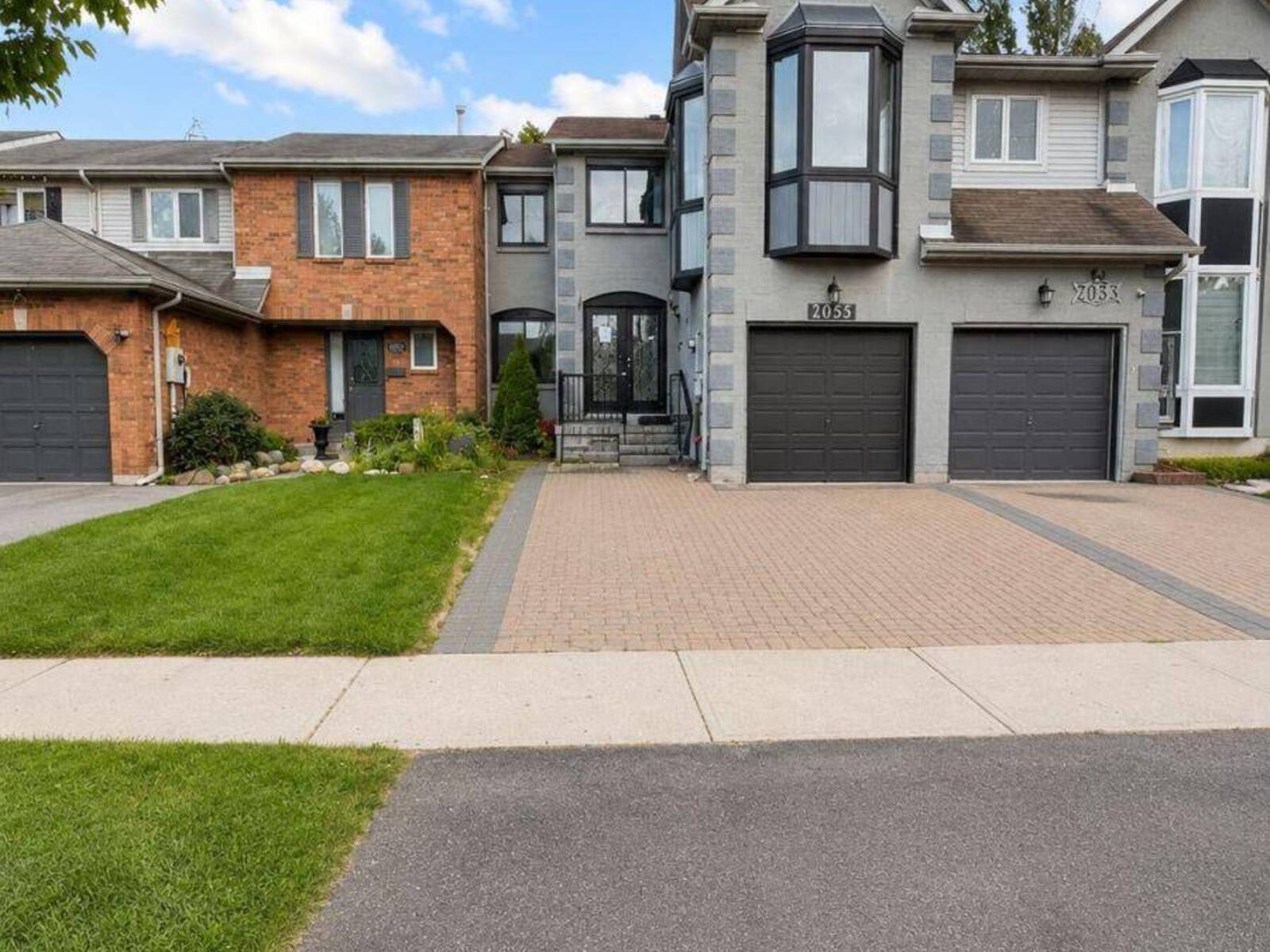 2055 BLUE RIDGE CRESCENT, Pickering, Ontario L1X 2N5