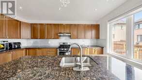 34 BUTTONLEAF CRESCENT | Whitchurch-Stouffville Ontario | Slide Image Sixteen