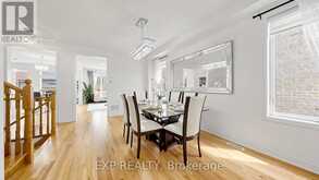 34 BUTTONLEAF CRESCENT | Whitchurch-Stouffville Ontario | Slide Image Eight