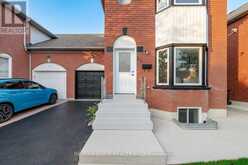 29 FERN VALLEY CRESCENT | Brampton Ontario | Slide Image Four